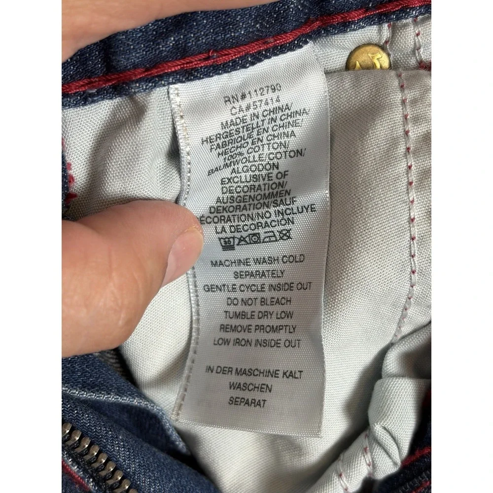 NWT!!! True Religion Ricky Flap T Jeans, Relaxed Straight, Sz 44 Red Stitching